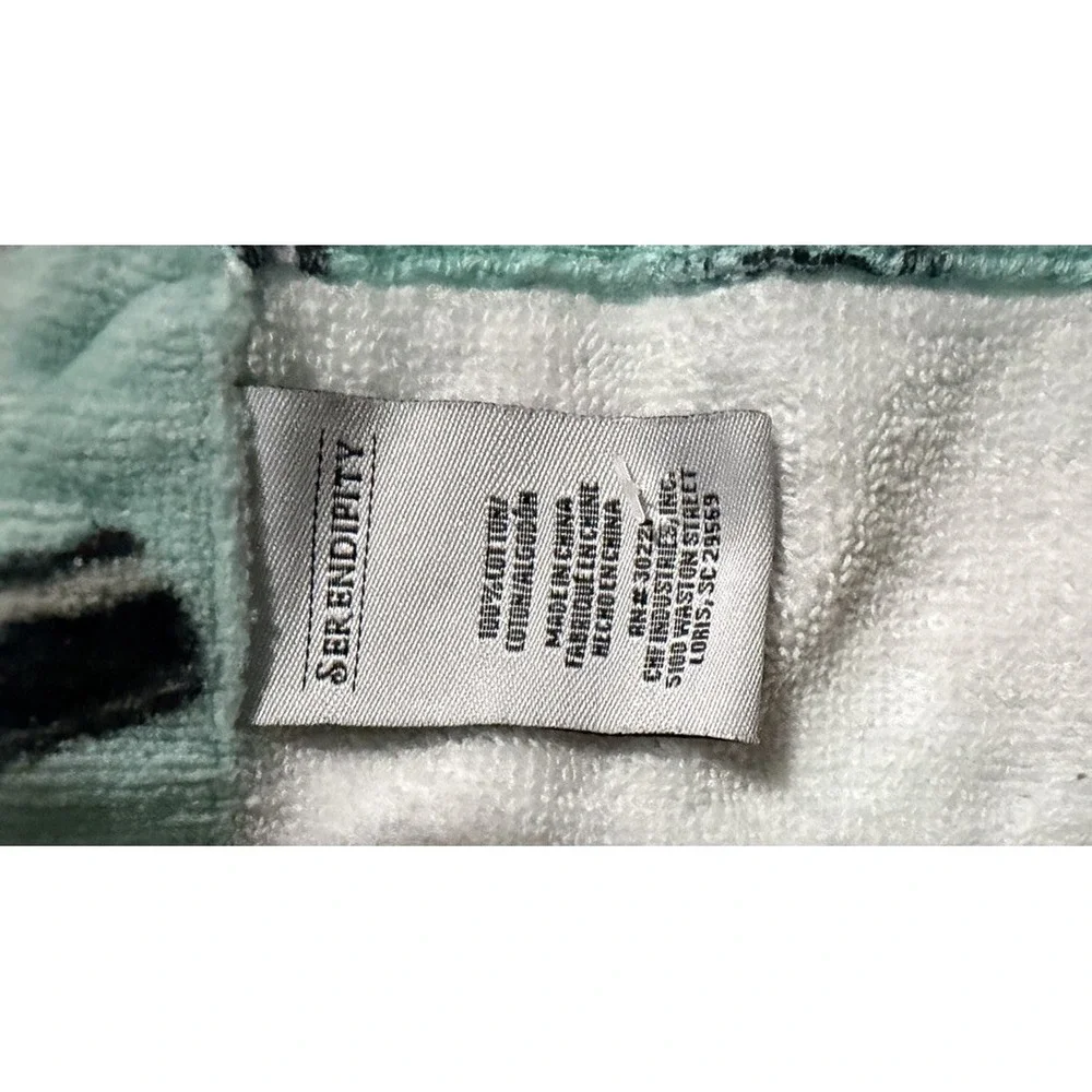 Serendipity Bath, Hand, Wash Cloth Towels Lipstick, Eye Shadow Polish Turquoise